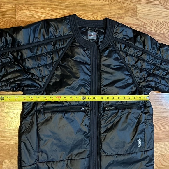 Free People Light as a Feather Packable Tunic Liner Size XS NWT - Picture 8 of 14